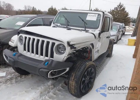 2022 Jeep Wrangler 4Xe Unlimited Sahara 4X4 из США, поврежденный, VIN 1C4JJXP68NW147515